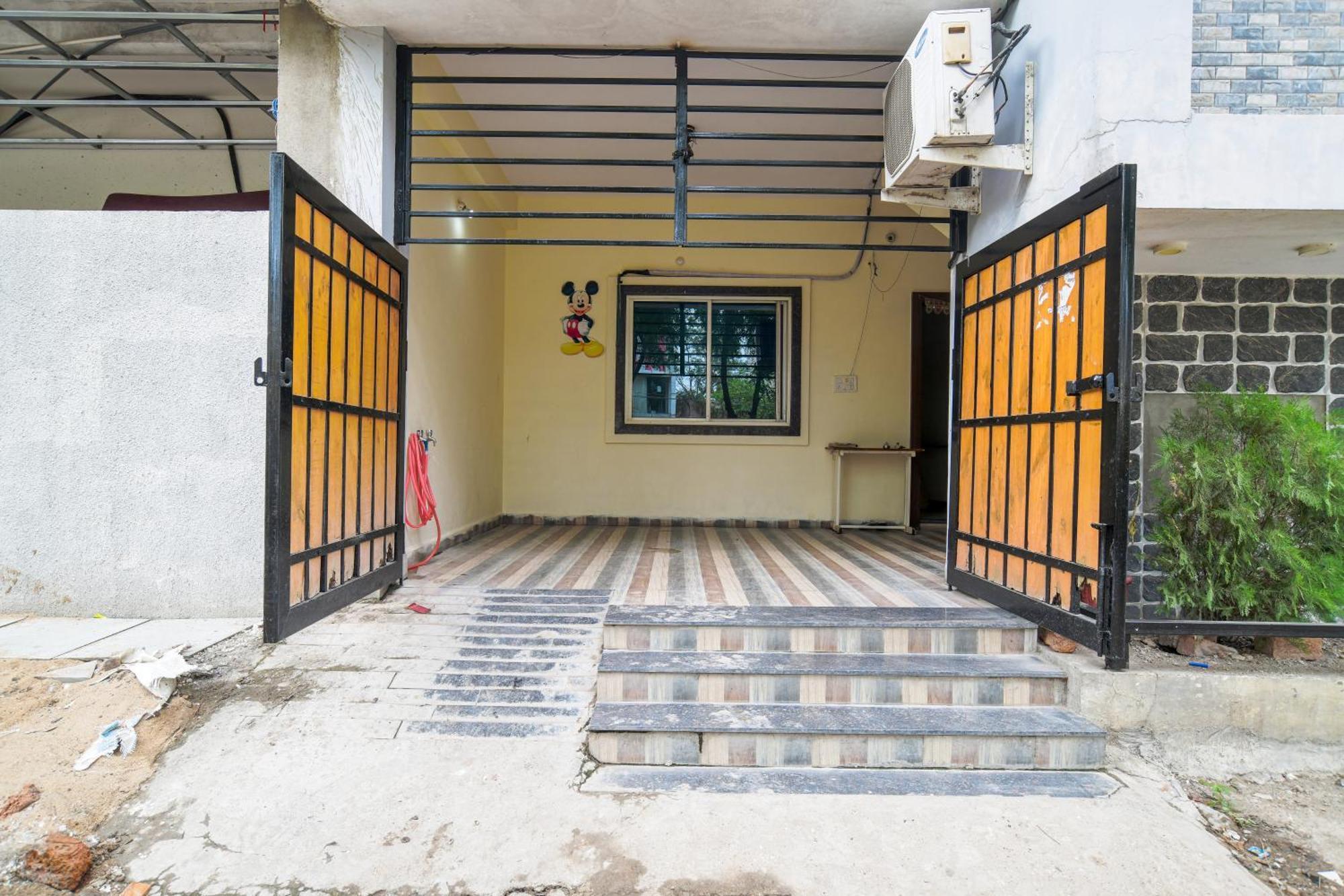 Aarav 94 Hotel